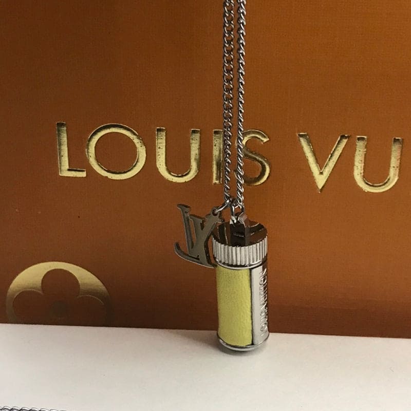 Louis Vuitton Collier Fluo Charms Vintage 18K Gold Necklace