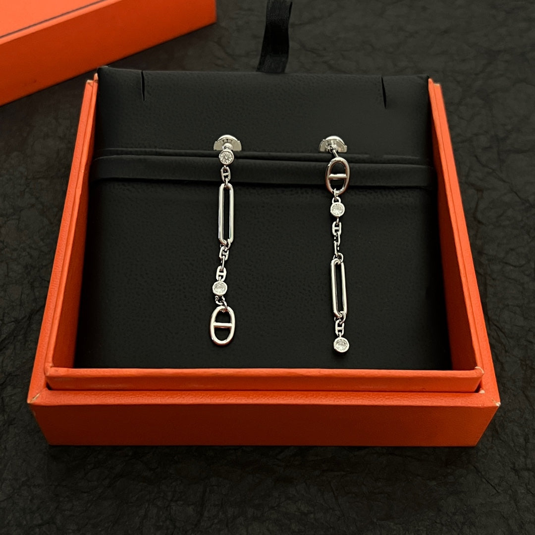 Hermes Chaine D'ancre Chaos 18K Gold Earrings
