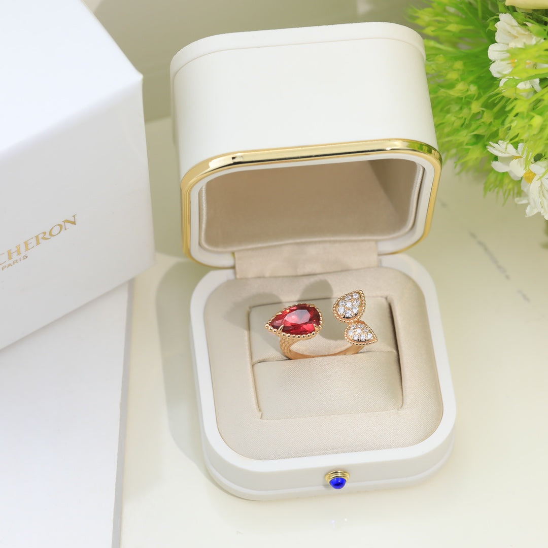 Serpent Boh ̈ ̈me Diamonds 18K Gold Ring