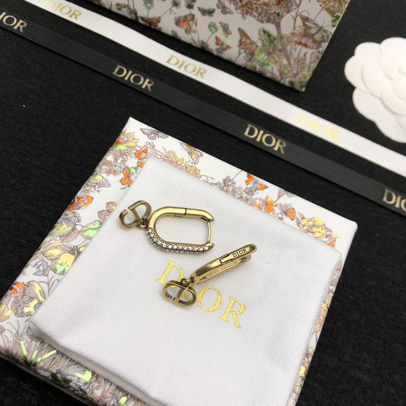 Dior Diamond 18K Gold Earrings