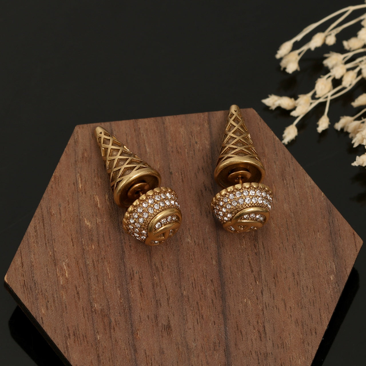 Gucci Double Vintage 18K Gold Earrings
